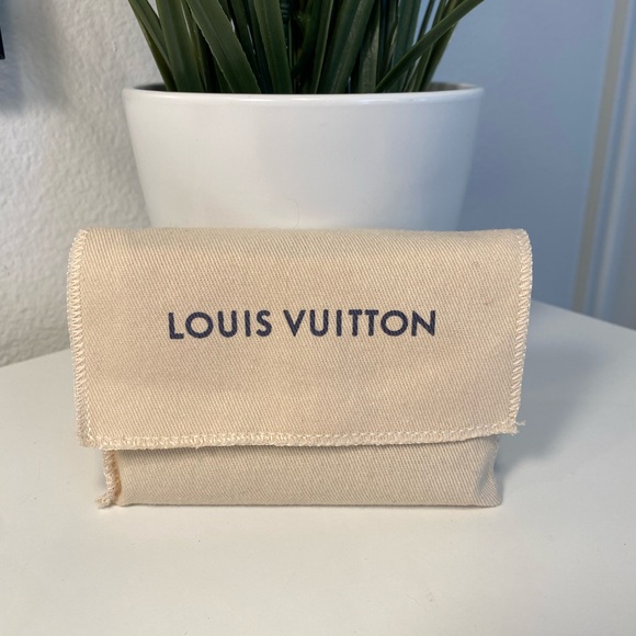 Louis Vuitton Very Rare Vintage 1970’s Card Holder - Picture 13 of 14